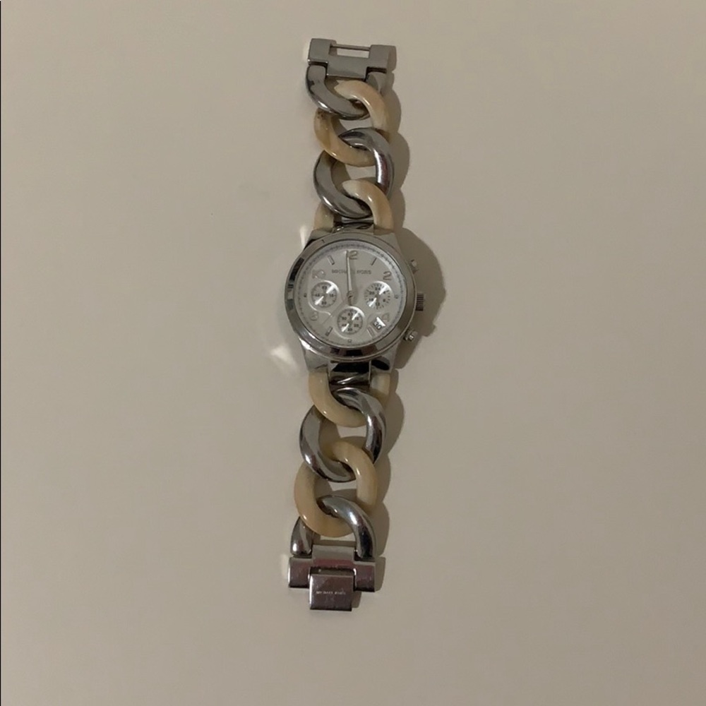 💥Michael Kors Ladies Runway Chronograph Watch💥